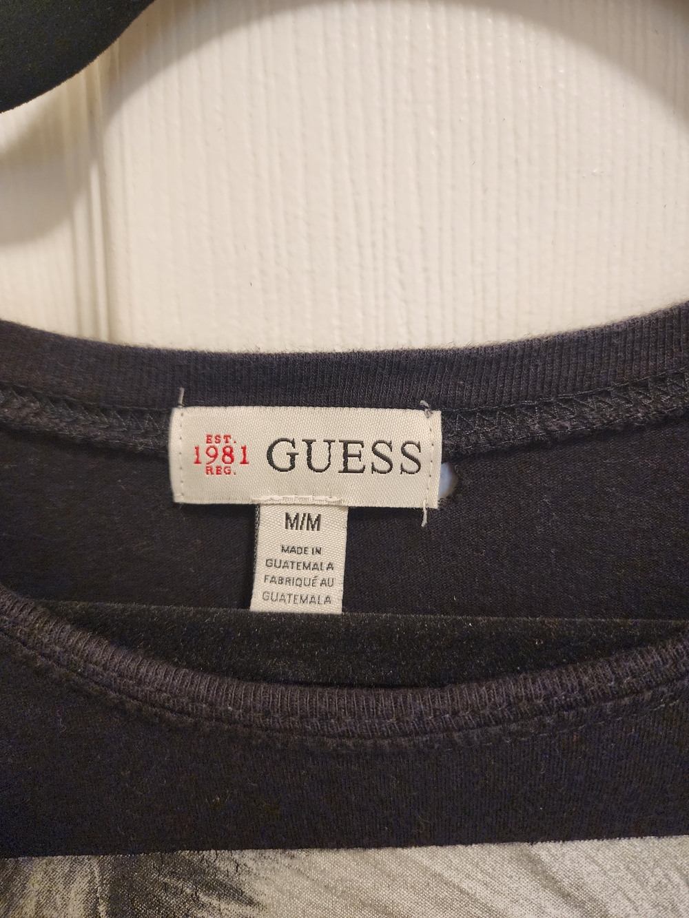 GUESS - Top - M - Picture 6 of 7